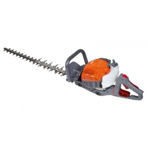 S&ouml;v&eacute;nyv&aacute;g&oacute; HC 247 P, Oleo-Mac