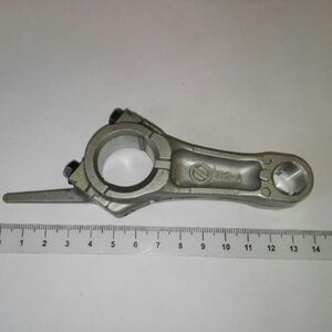 Hajt&oacute;kar Honda GX100 I t&uacute;lm&eacute;ret +10 ut&aacute;ngy&aacute;rtott